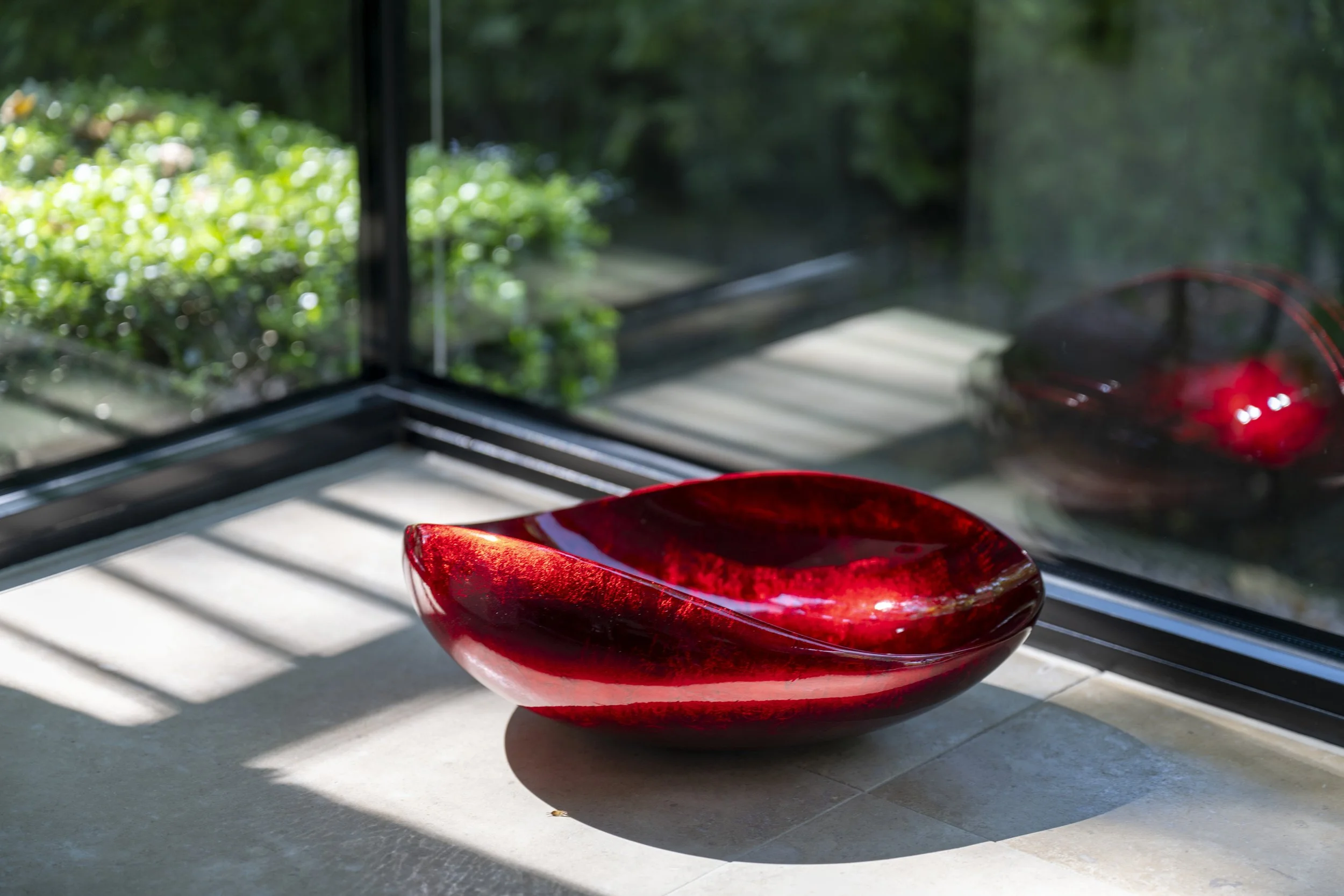 DV DESIGN | Unique Sculptures, Vases & Bowls by Robin Jacobs